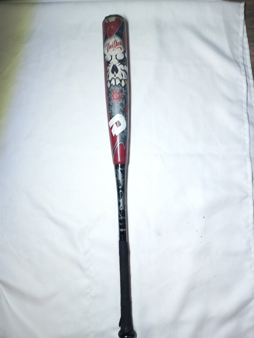 DeMarini Voodoo
Graphic Red & Black Baseball Bat by